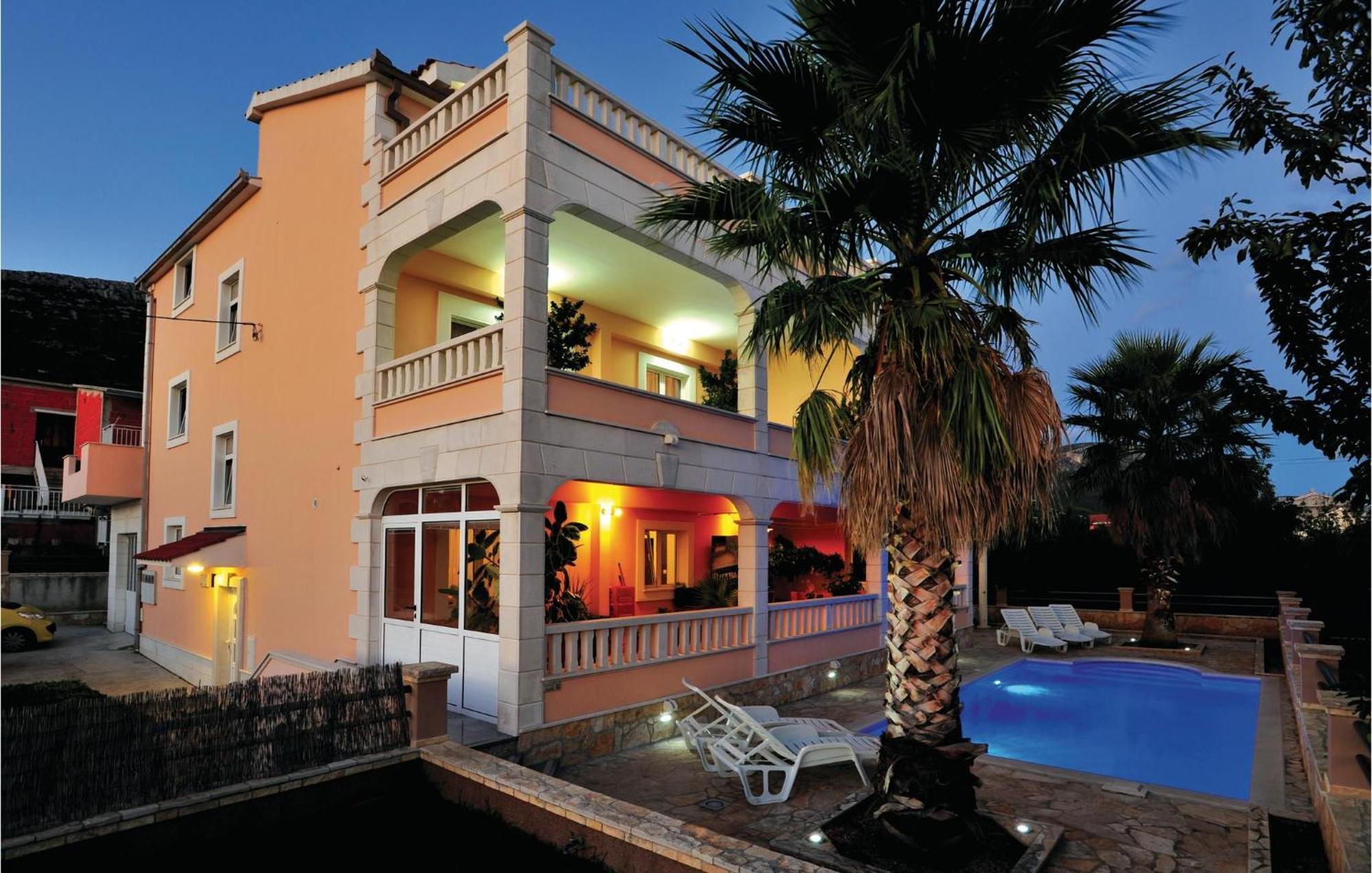 Amazing Home In Kastel Stari With House Sea View Kaštela Eksteriør bilde